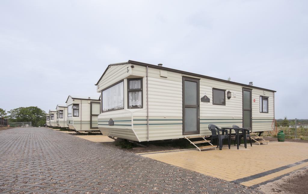 Cuma Camp Villa Sarbinowo Kültér fotó