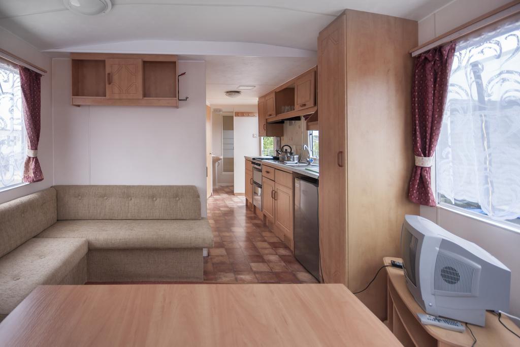 Cuma Camp Villa Sarbinowo Kültér fotó