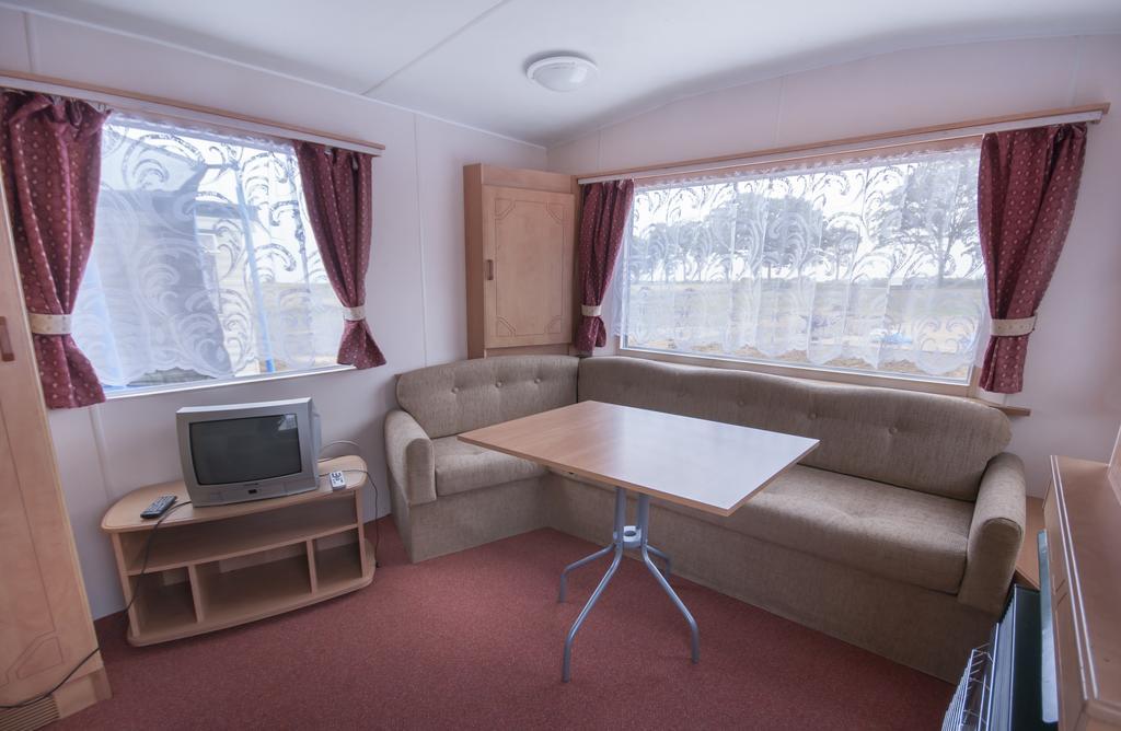 Cuma Camp Villa Sarbinowo Kültér fotó