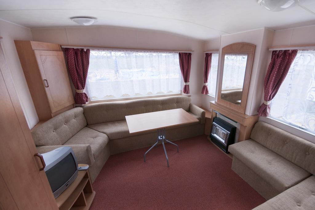 Cuma Camp Villa Sarbinowo Kültér fotó